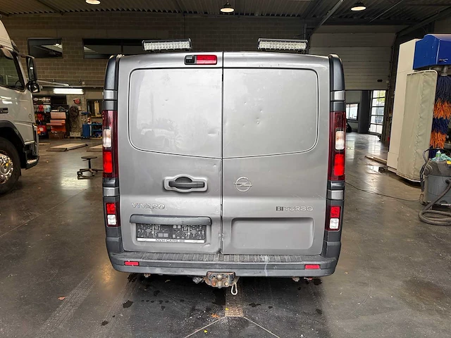 Opel - f7 - vivaro - bedrijfswagen - afbeelding 5 van  26