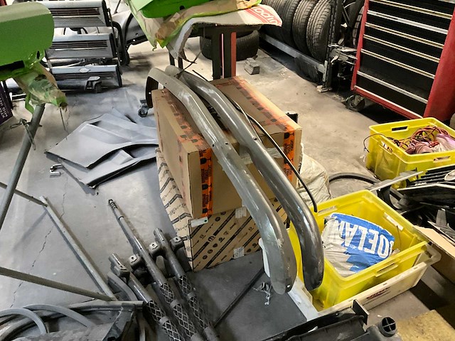 Opel - manta 1600 s - oldtimer - afbeelding 26 van  55