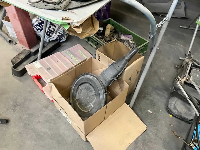 Opel - manta 1600 s - oldtimer - afbeelding 29 van  55