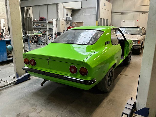 Opel - manta 1600 s - oldtimer - afbeelding 54 van  55