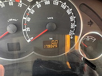 Opel - meriva - 1.6-16v temptation - car - 2007 - afbeelding 7 van  17