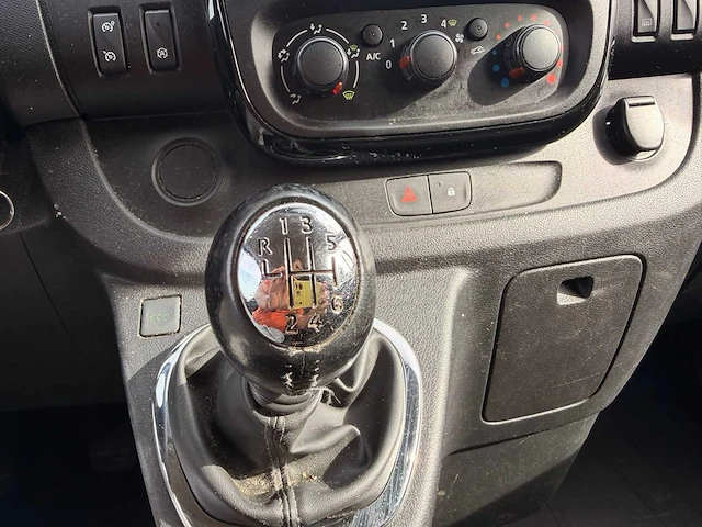 Opel - vivaro - bedrijfswagen - afbeelding 11 van  19