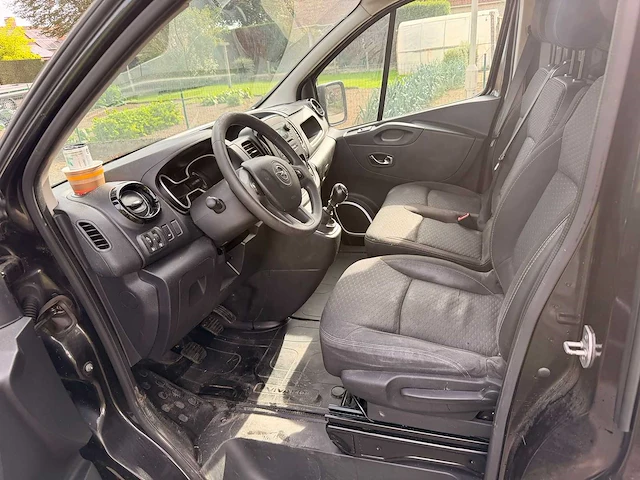 Opel - vivaro - bedrijfswagen - afbeelding 17 van  19