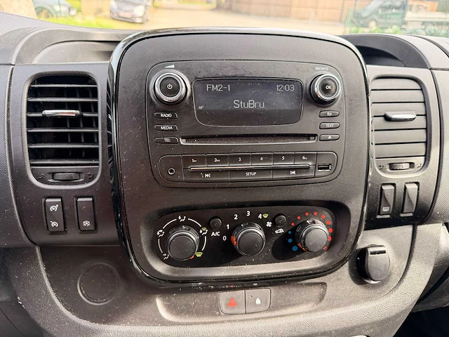 Opel - vivaro - bedrijfswagen - afbeelding 19 van  19