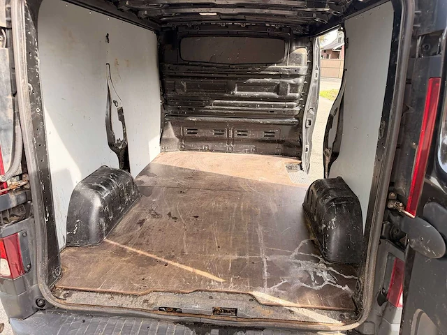 Opel - vivaro - bedrijfswagen - afbeelding 17 van  19