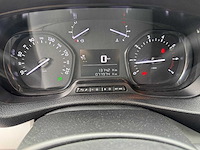 Opel - vivaro - f - car - 2022 - afbeelding 15 van  16