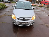 Opel - zafira - car - 2012 - afbeelding 4 van  17