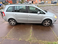 Opel - zafira - car - 2012 - afbeelding 7 van  17