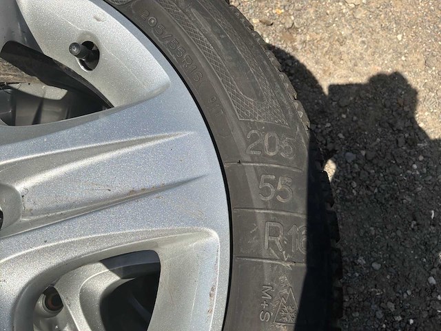 Opel 16 inch set van 4 banden voor opel + velgen taule + wieldop - afbeelding 8 van  11