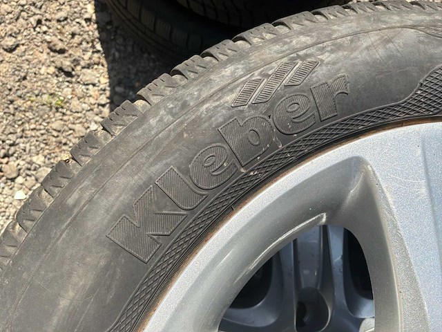 Opel 16 inch set van 4 banden voor opel + velgen taule + wieldop - afbeelding 9 van  11