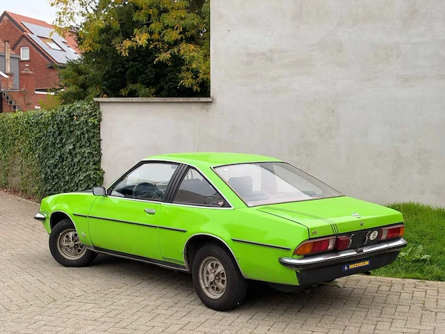 Opel 16s manta oldtimer - afbeelding 1 van  11