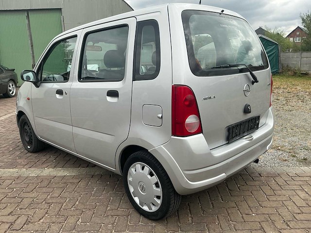 Opel agila personenauto - afbeelding 23 van  34
