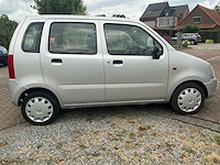 Opel agila personenauto - afbeelding 32 van  34