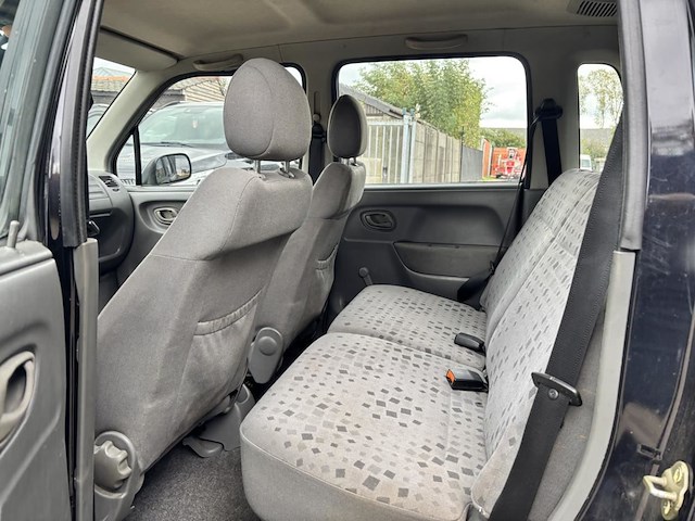 Opel agila,2002 - afbeelding 13 van  39