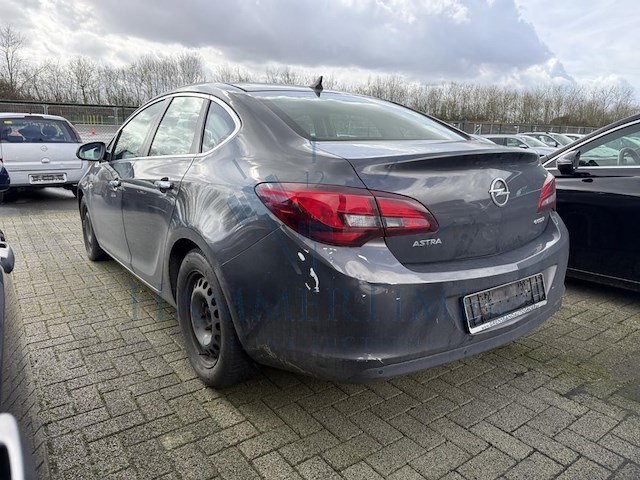 Opel astra 1 7 cdti ecotec enjoy 150 years dpf, 2013 - afbeelding 30 van  33