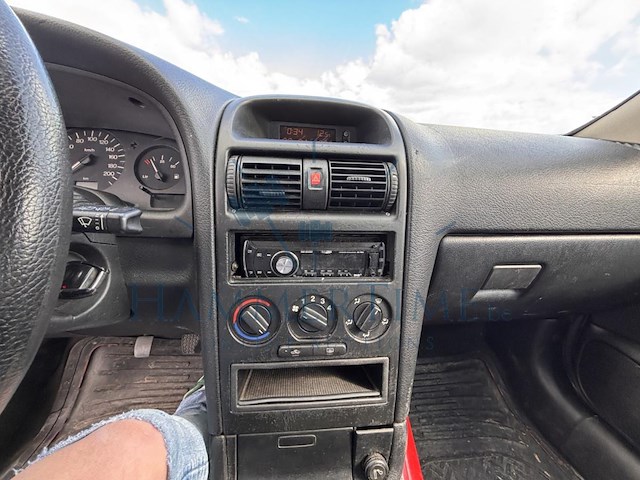 Opel astra 1.4i xep 16v essentia, 1998 - afbeelding 6 van  37