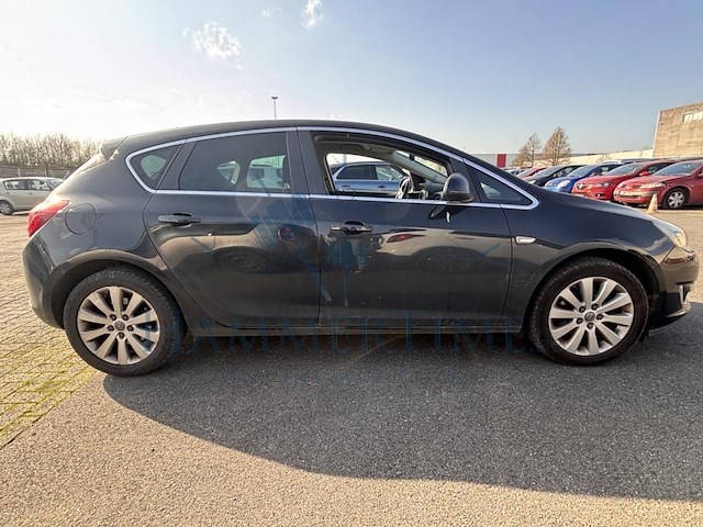 Opel astra 1.6 cdti ecoflex ultimate edition, 2015 - afbeelding 34 van  39