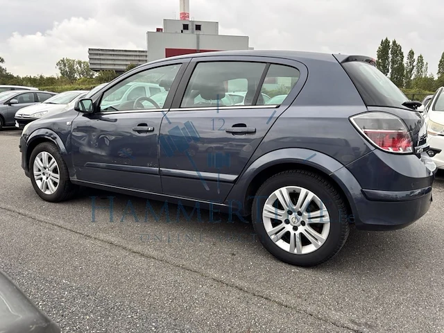 Opel astra 1.6i essentia, 2009 - afbeelding 38 van  39