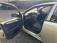 Opel astra 1.7cdti - afbeelding 3 van  24