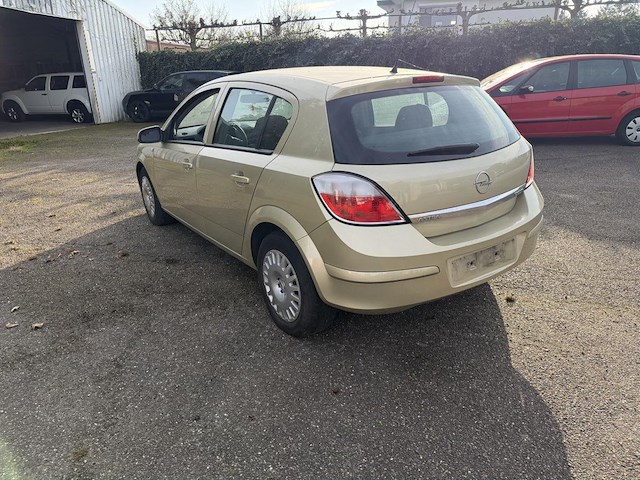 Opel astra 1.7cdti - afbeelding 24 van  24