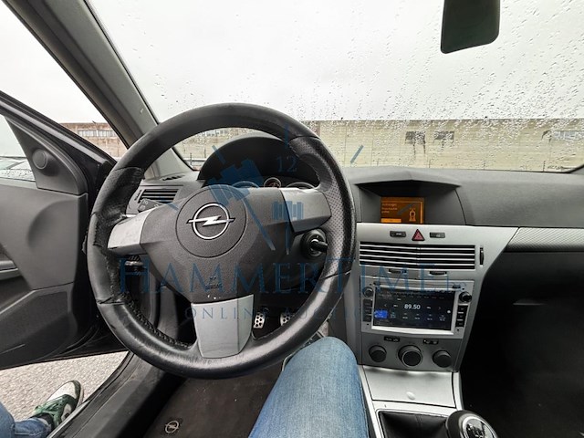 Opel astra 1.8i xe 16v sport, 2005 - afbeelding 4 van  36