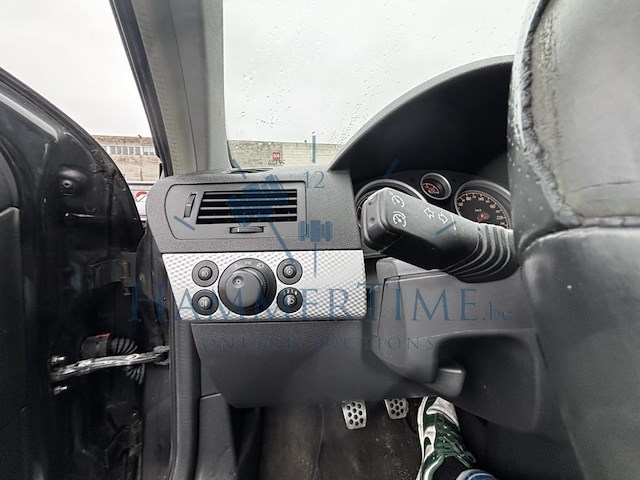 Opel astra 1.8i xe 16v sport, 2005 - afbeelding 11 van  36