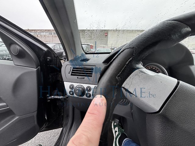 Opel astra 1.8i xe 16v sport, 2005 - afbeelding 13 van  36
