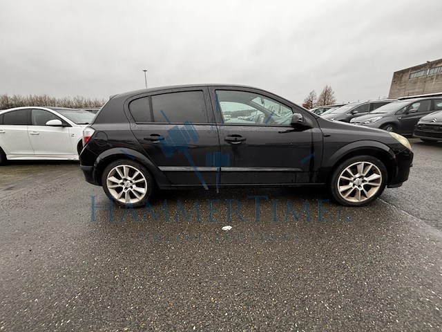 Opel astra 1.8i xe 16v sport, 2005 - afbeelding 31 van  36