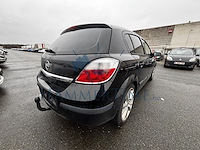 Opel astra 1.8i xe 16v sport, 2005 - afbeelding 32 van  36