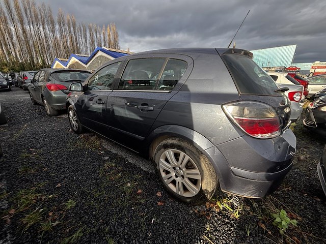 Opel astra, 2009 - afbeelding 26 van  30