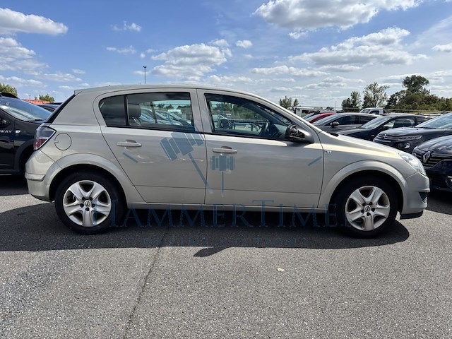Opel astra classic 1.6i, 2011 - afbeelding 34 van  44