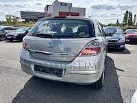 Opel astra classic 1.6i, 2011 - afbeelding 40 van  44