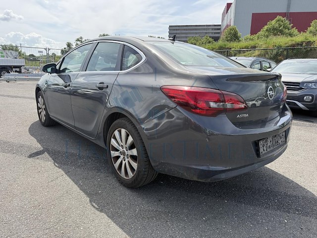 Opel astra sports sedan 1.6 cdti ecoflex ultimate edition plus,2015 - afbeelding 31 van  33