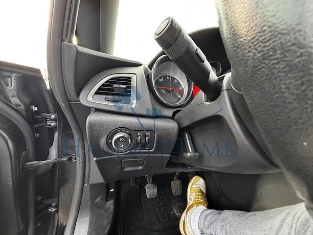 Opel astra sports tourer 1.7 cdti ecotec essentia dpf, 2011 - afbeelding 16 van  39