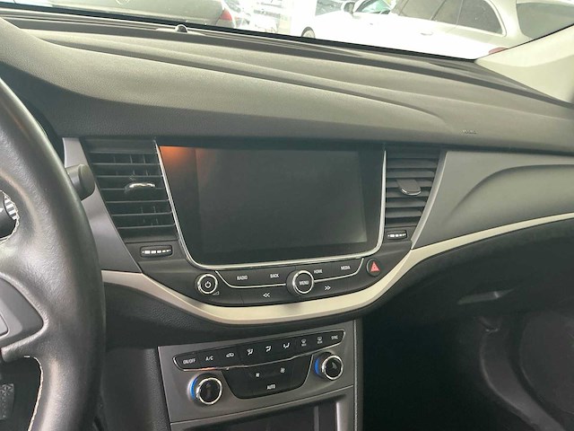 Opel astra sports tourer stationwagen - afbeelding 3 van  14