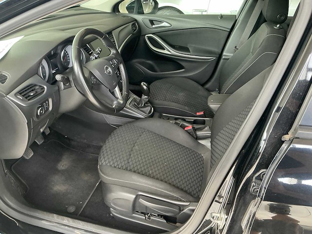 Opel astra sports tourer stationwagen - afbeelding 14 van  14