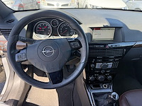 Opel astra twintop 1.8i cosmo, 2007 - afbeelding 3 van  36