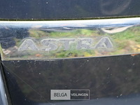 Opel astra - afbeelding 7 van  9