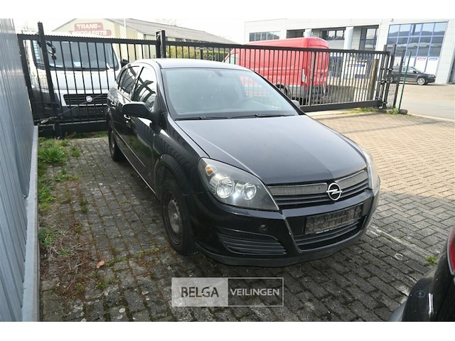 Opel astra - afbeelding 1 van  11