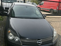 Opel astra - afbeelding 4 van  11
