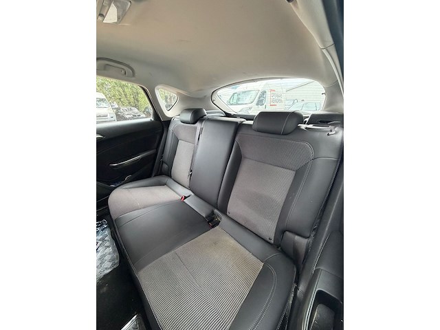 Opel astra - afbeelding 2 van  20