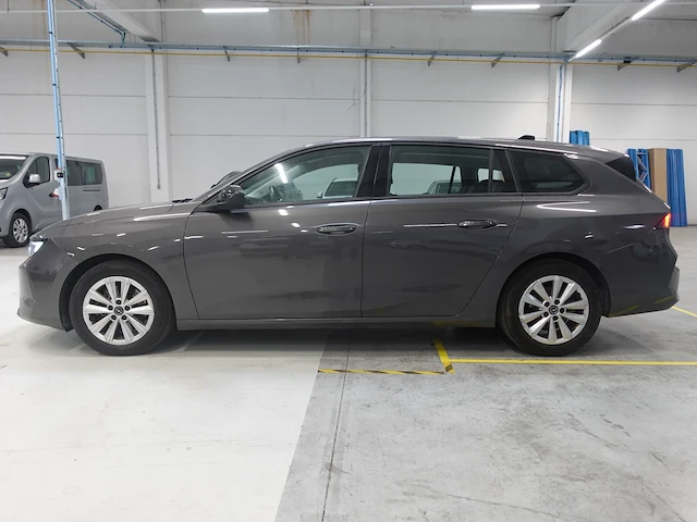 Opel astra - afbeelding 1 van  19