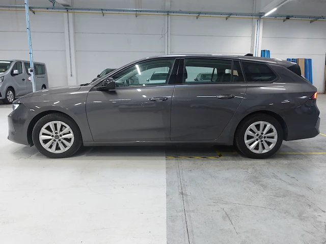 Opel astra - afbeelding 1 van  20