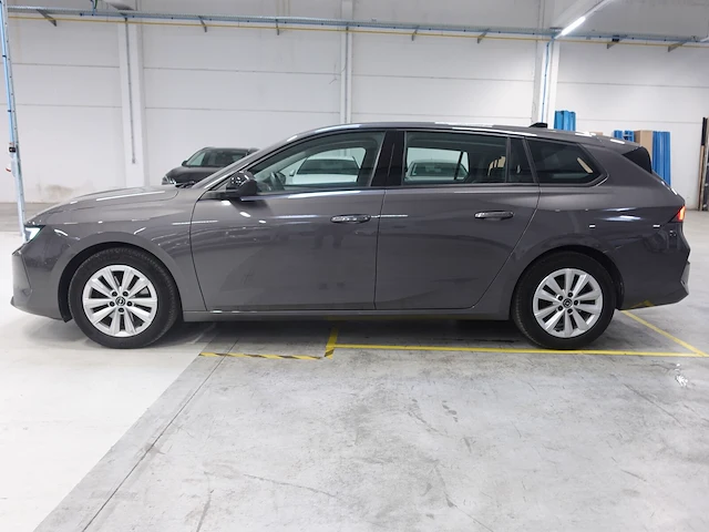 Opel astra - afbeelding 1 van  19