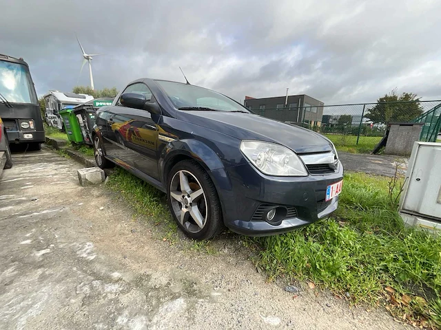 Opel cabriolet tigra - afbeelding 31 van  33
