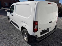 Opel combo - 2020 - schadewagen - afbeelding 1 van  9