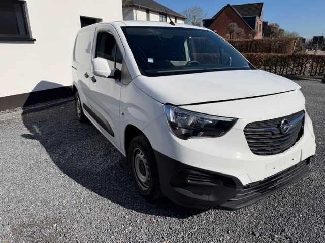 Opel combo - 2020 - schadewagen - afbeelding 7 van  9