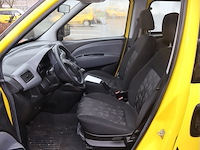Opel combo - w0l6azg1bh9622333 - 2017 - afbeelding 2 van  19