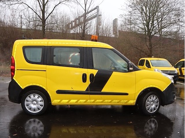 Opel combo - w0l6azg1bh9622333 - 2017 - afbeelding 18 van  19