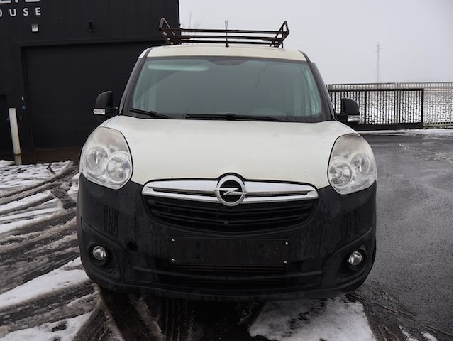 Opel combo - w0l6zyd1bf9563841 - 2015 - afbeelding 12 van  29